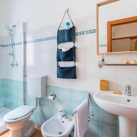 カントリーハウス San Lorenzo レイタニ